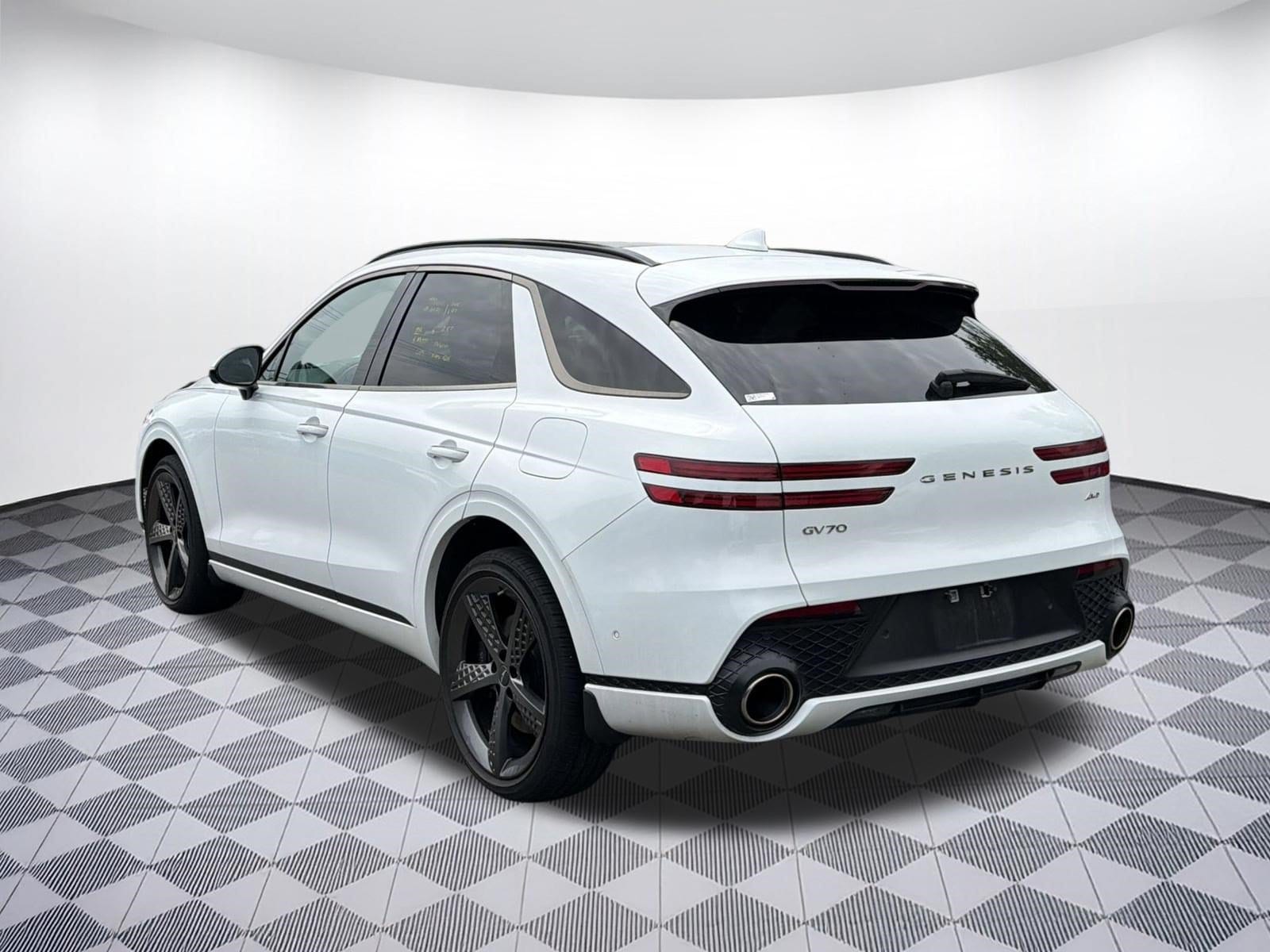 GV70 2.5T AWD Sport Prestige SUV