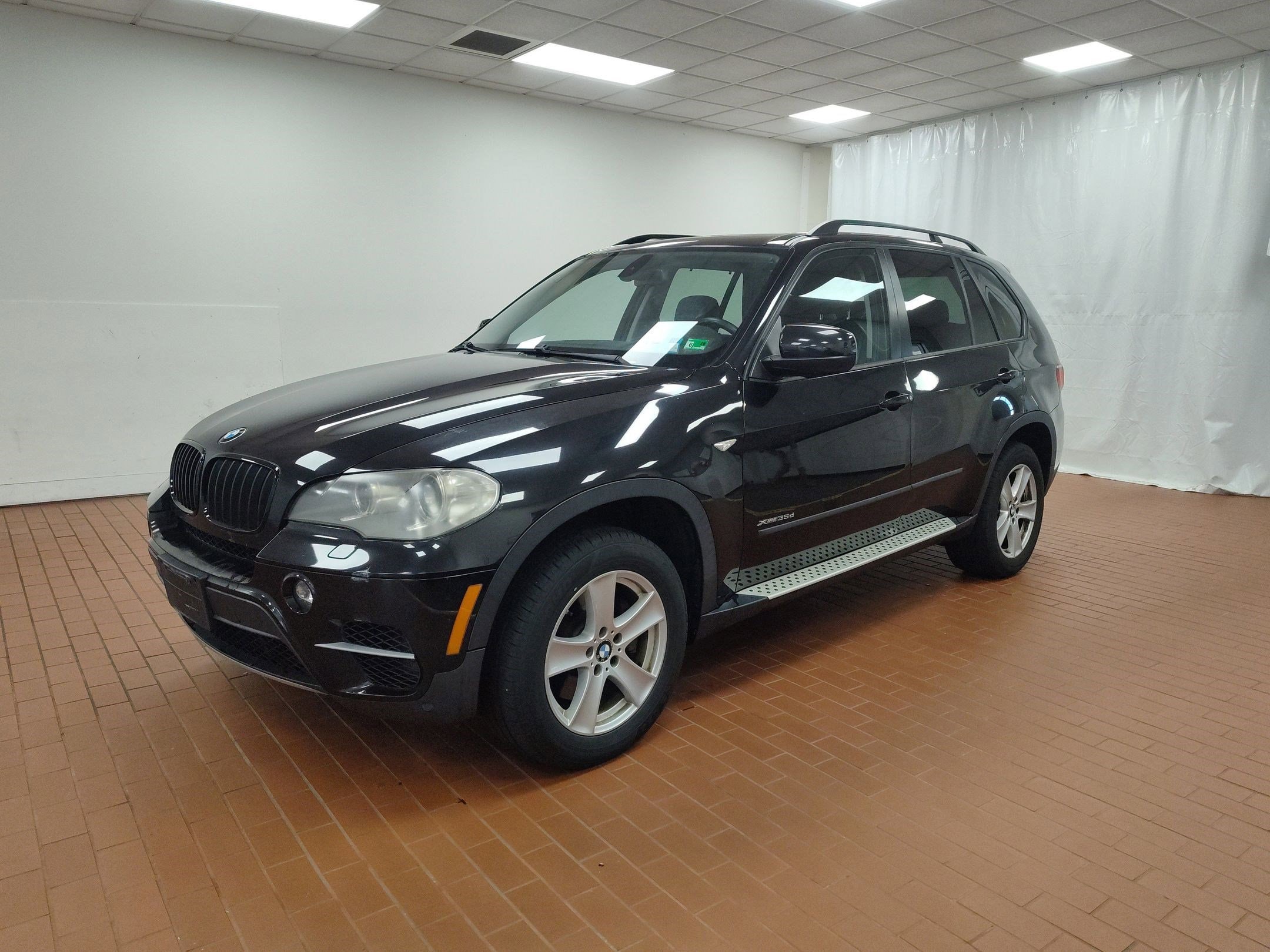 Used 2011 BMW X5 xDrive35d with VIN 5UXZW0C59BL662687 for sale in Fairfax, VA