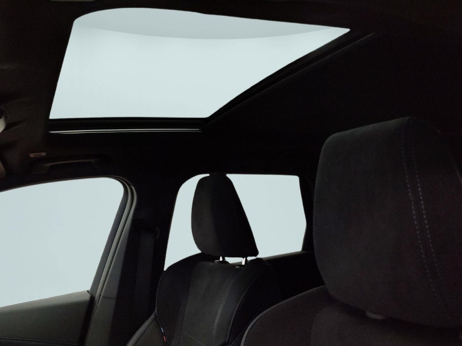 2026 BMW X1 28i - Photo 14