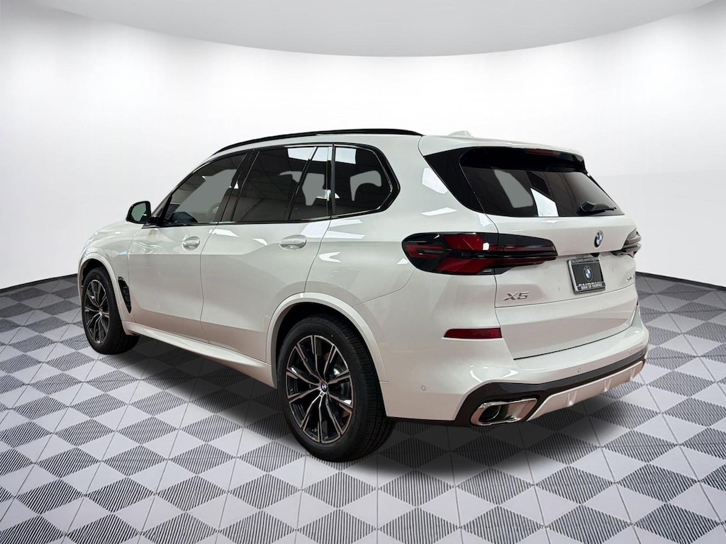New 2026 BMW X5 xDrive40i SUV