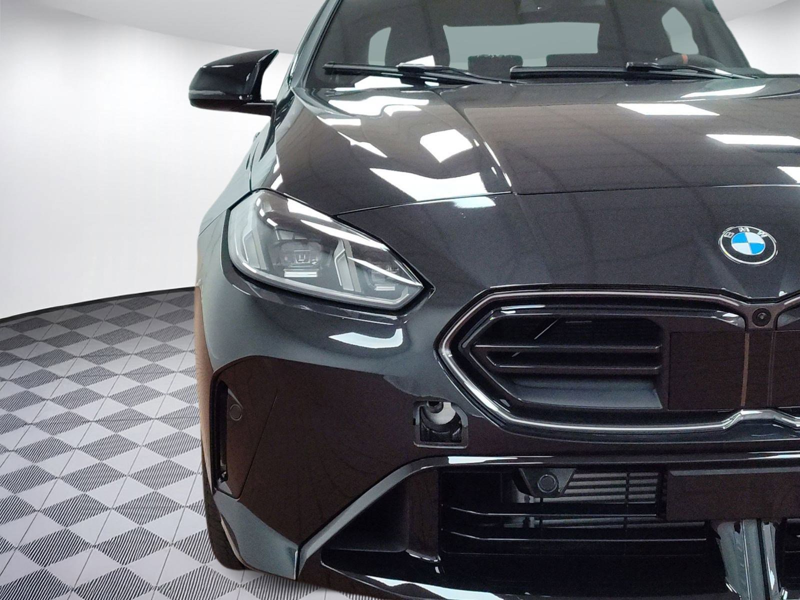 2026 BMW 2 Series M235 - Photo 10