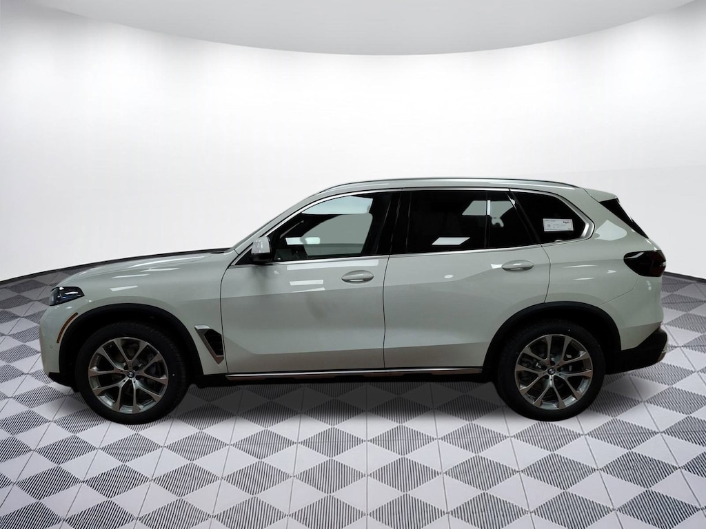 New 2026 BMW X5 xDrive40i SUV
