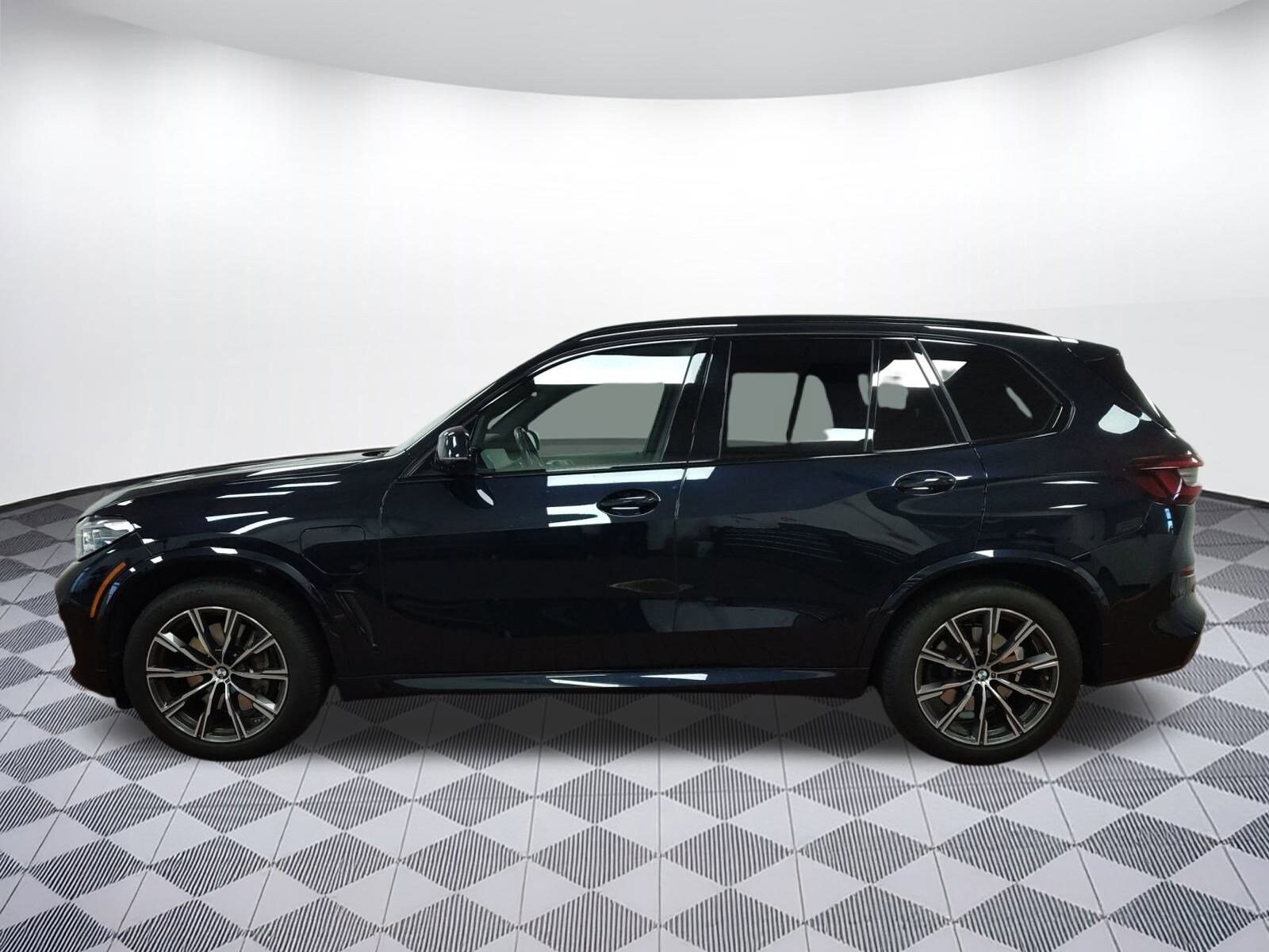 2021 Bmw X5 xDrive45e M photo 2