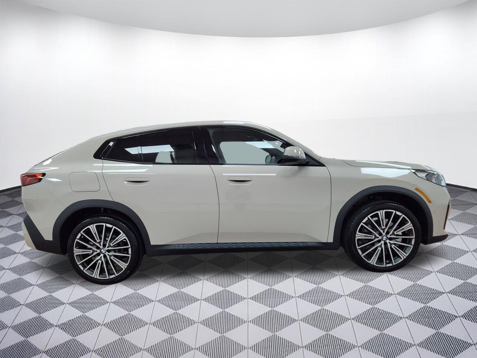 X2 XDrive28i SUV