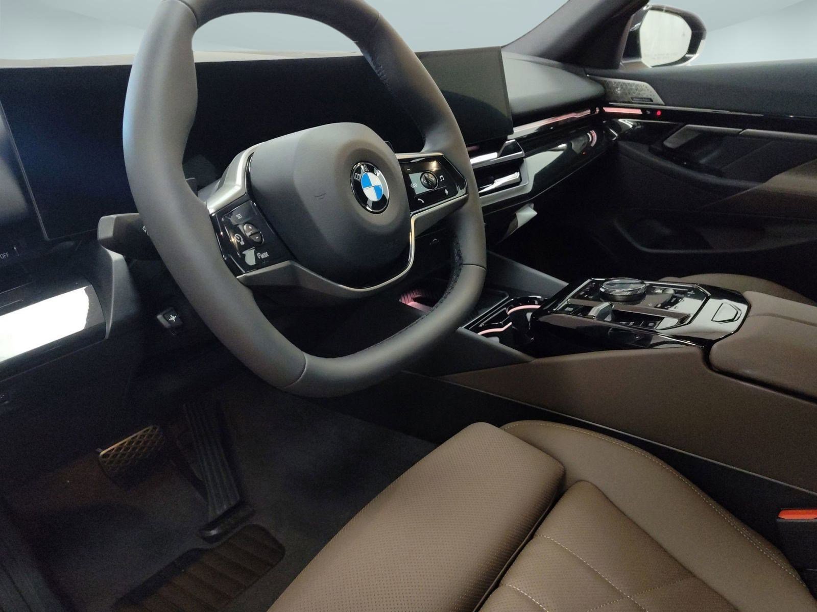 2026 Bmw 530i xDrive Sedan photo 4