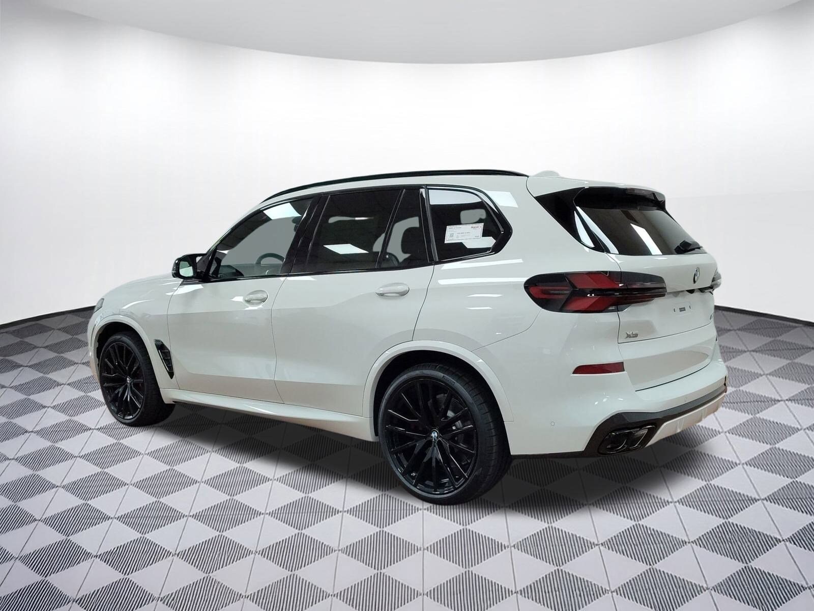 2026 Bmw X5 M60i photo 3