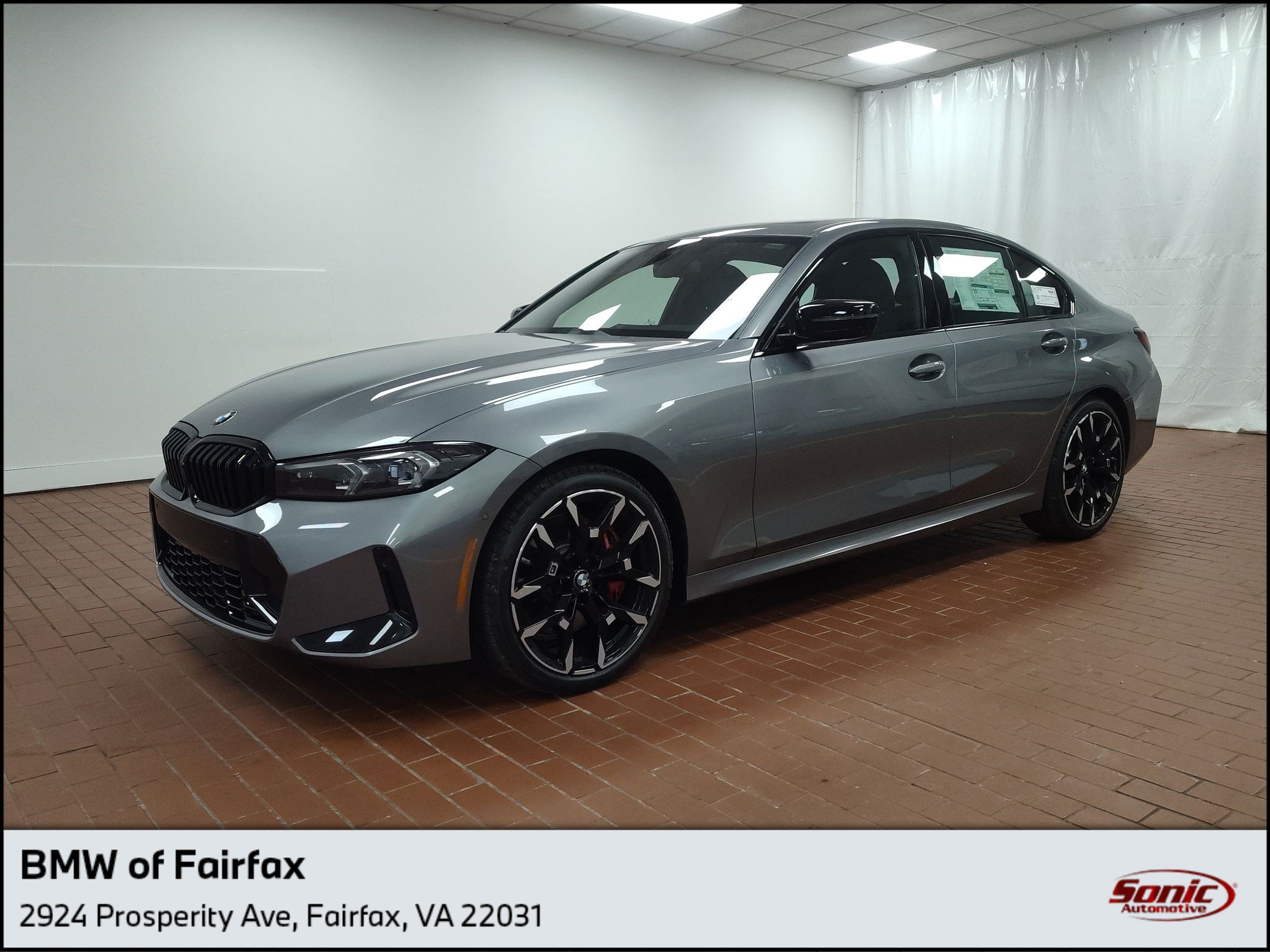  BMW 330i