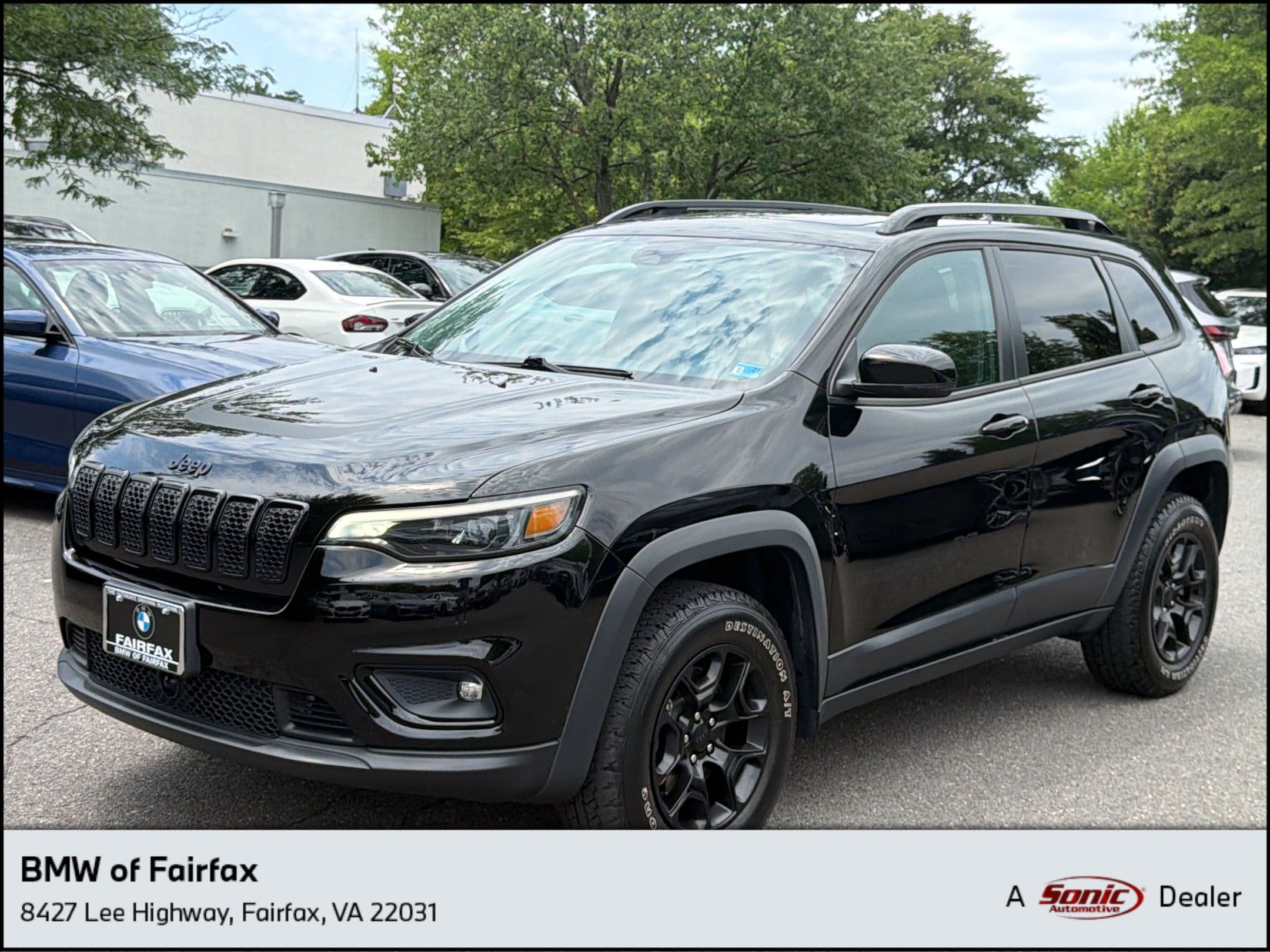 Cherokee X SUV