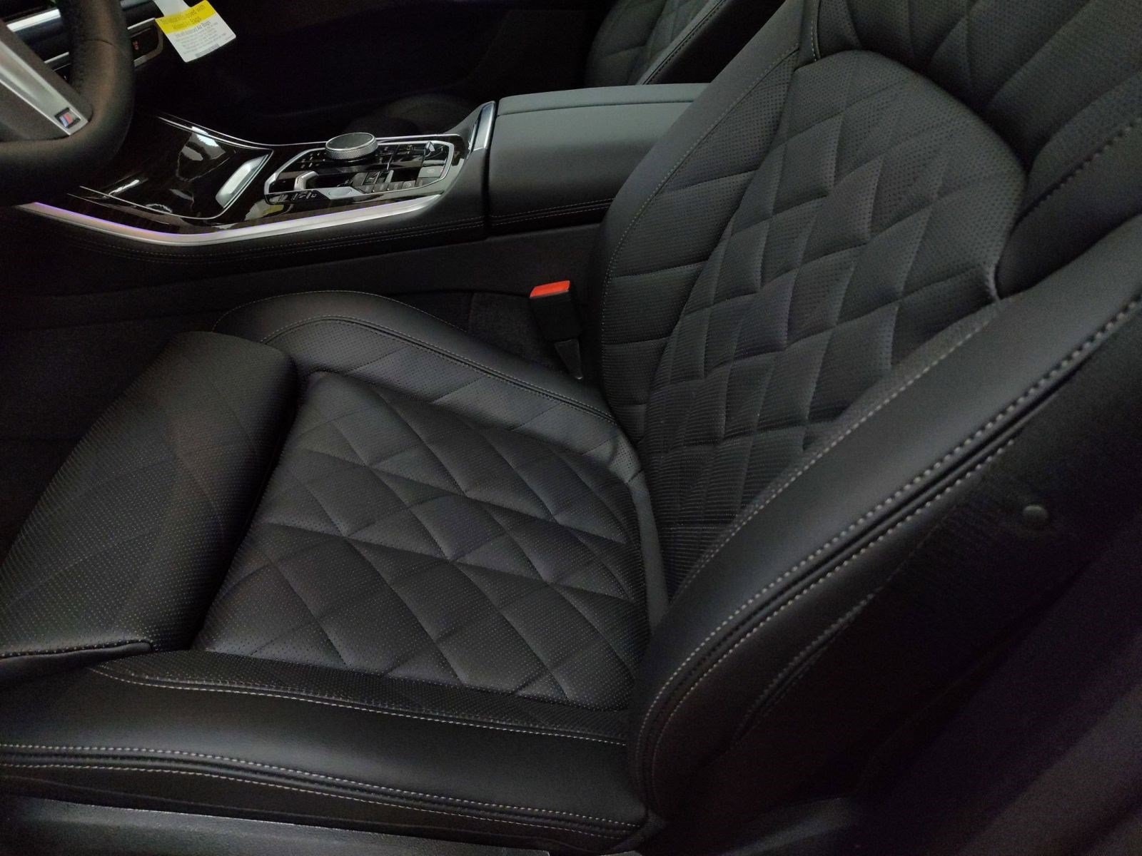 2026 BMW X5 50e - Photo 18