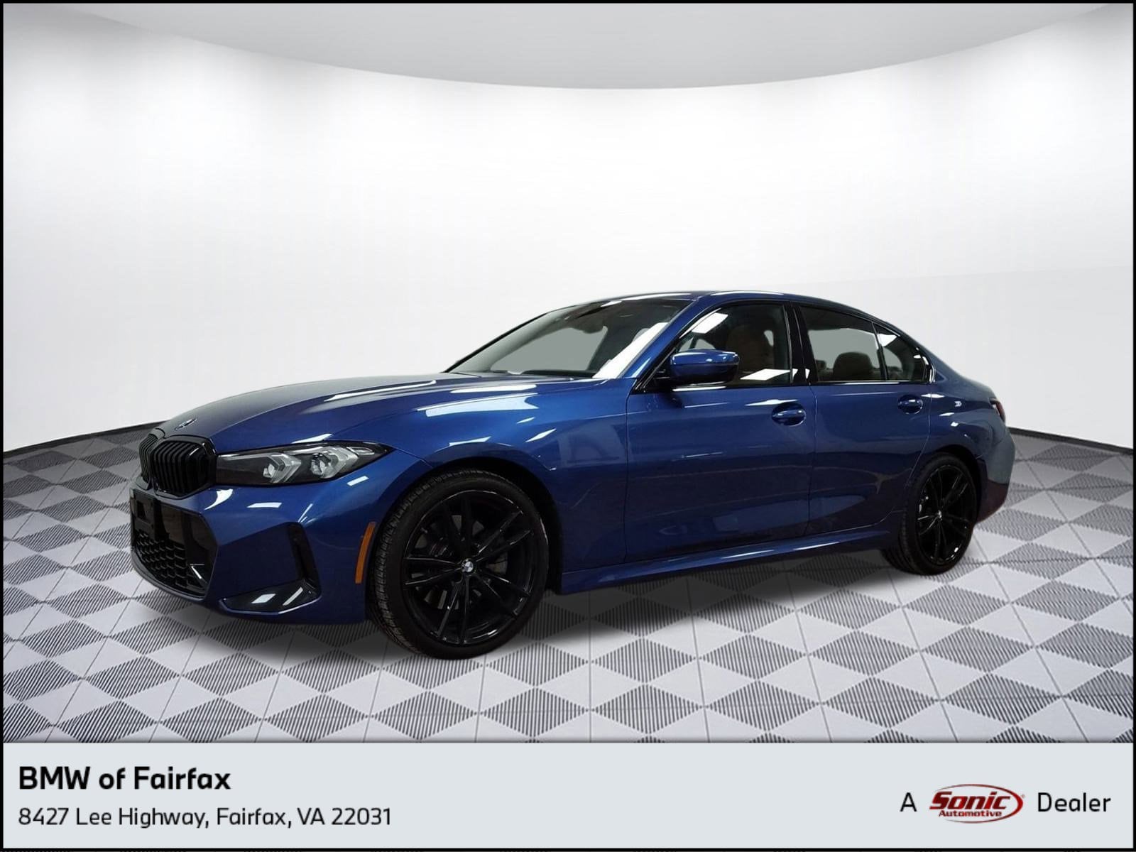 2023 BMW 3 Series 330i's photo