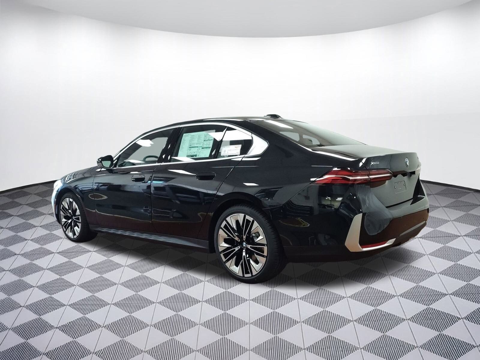 2026 Bmw 530i xDrive Sedan photo 3