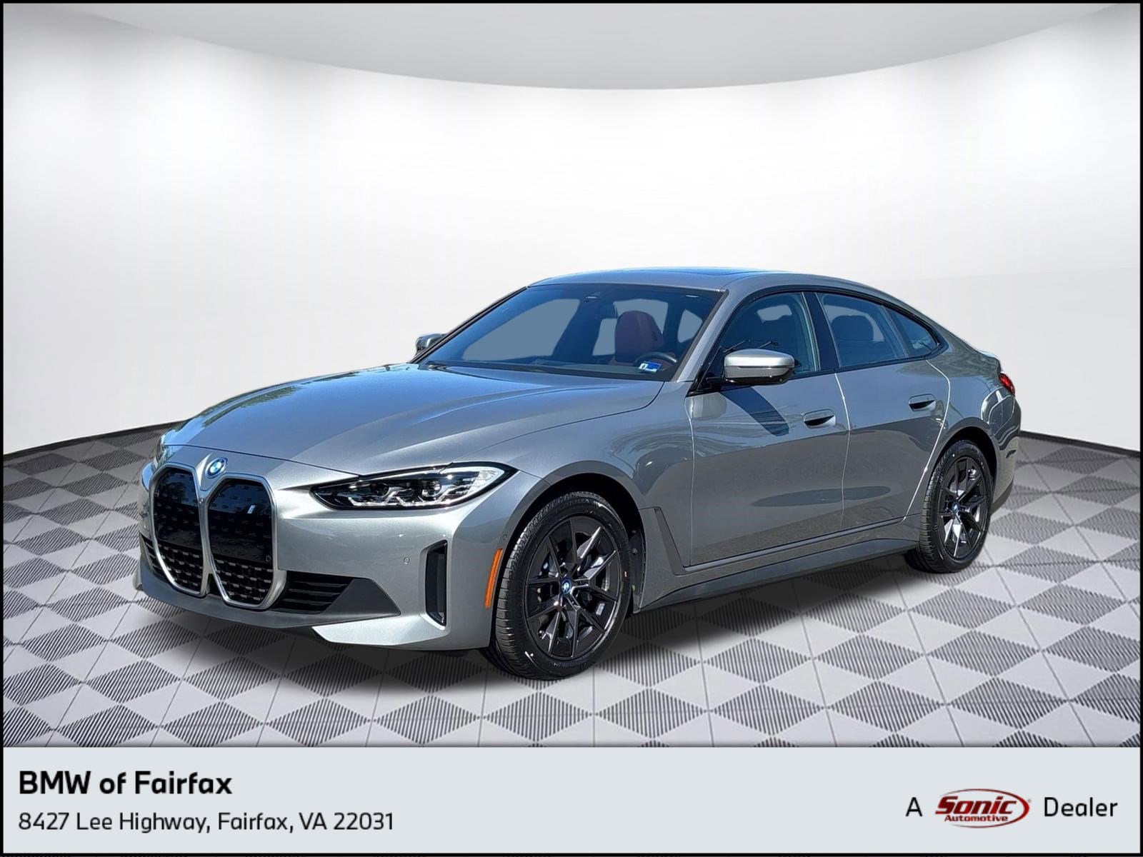 2023 BMW i4 eDrive35's photo