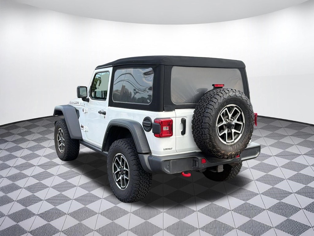 Used 2024 Jeep Wrangler Rubicon SUV