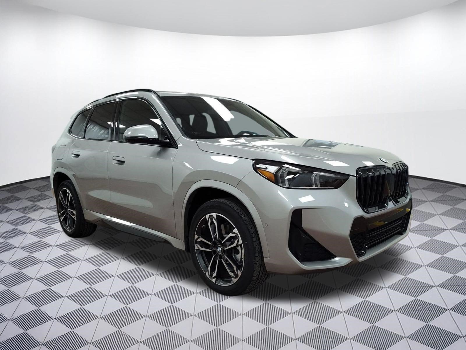 2026 BMW X1 28i - Photo 6