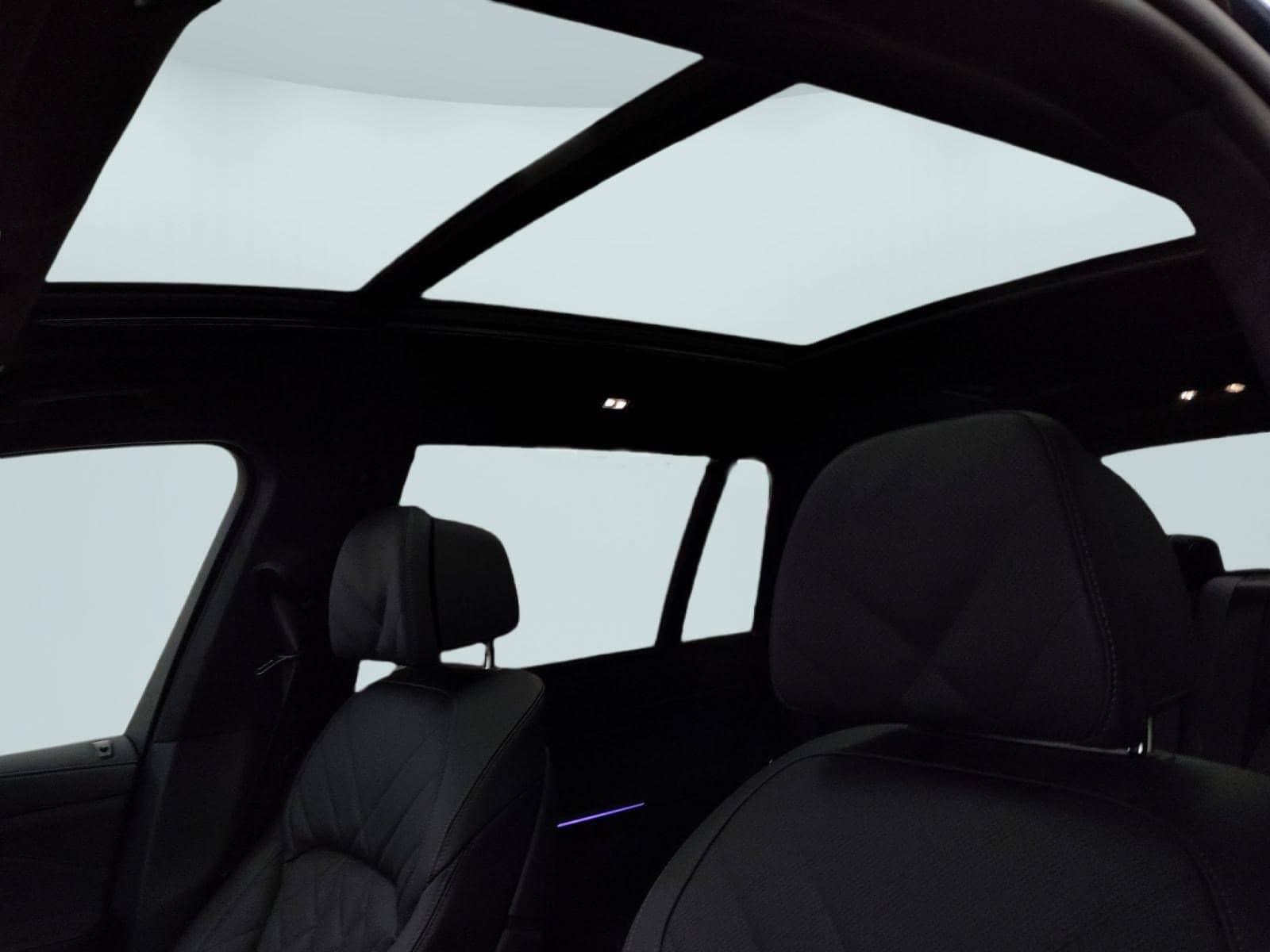 2026 BMW X7 40i - Photo 14