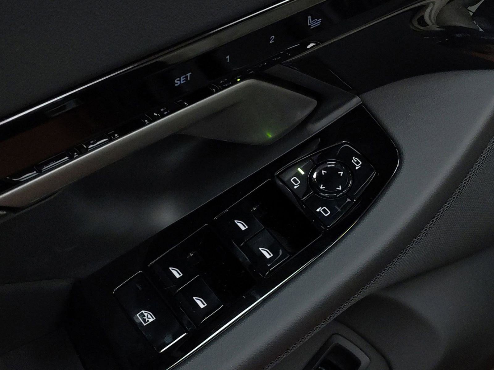 2026 BMW 5 Series 530i - Photo 12