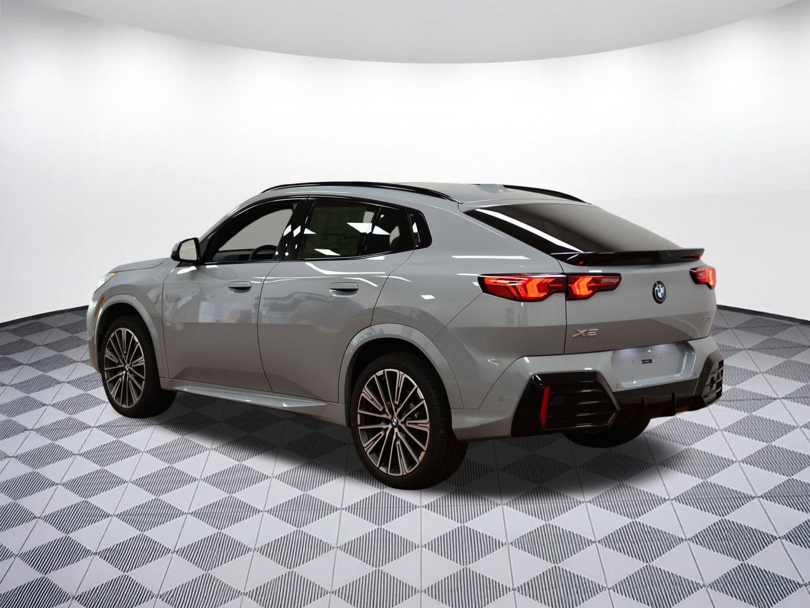 2026 Bmw X2 xDrive28i photo 3