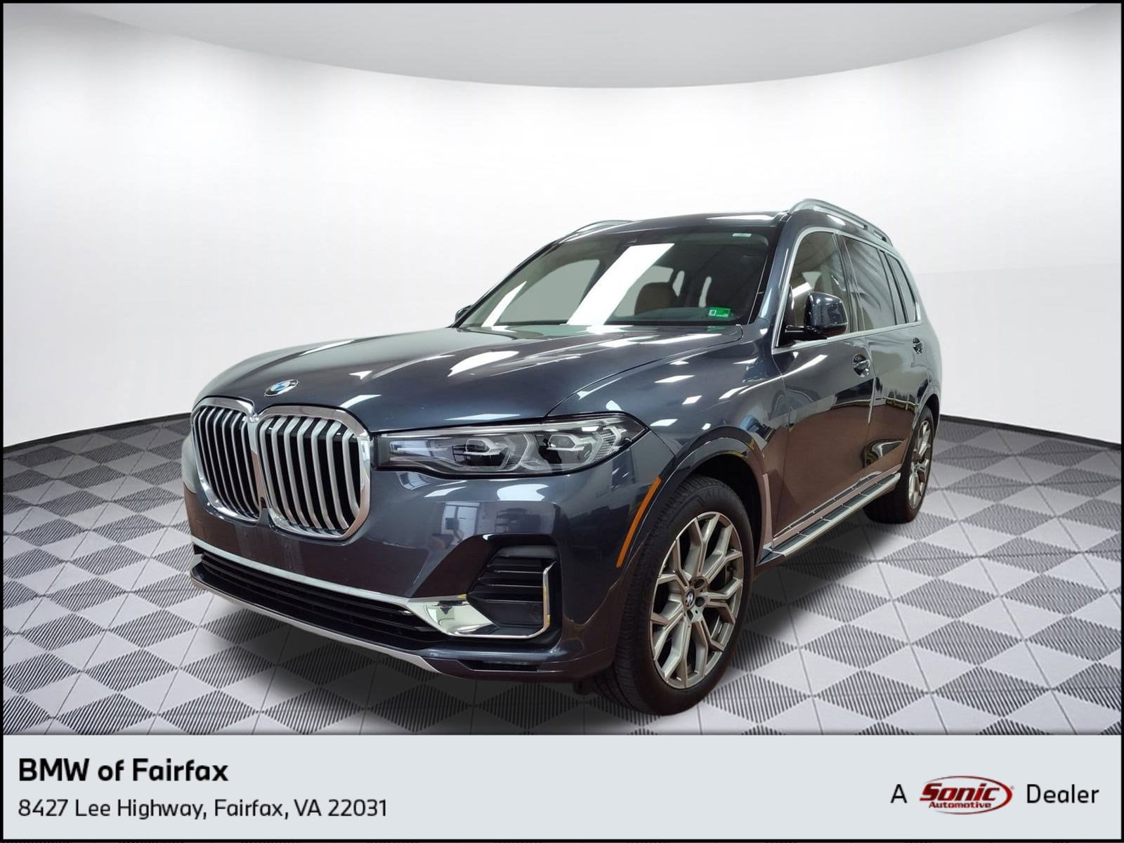 2021 BMW X7 40i's photo