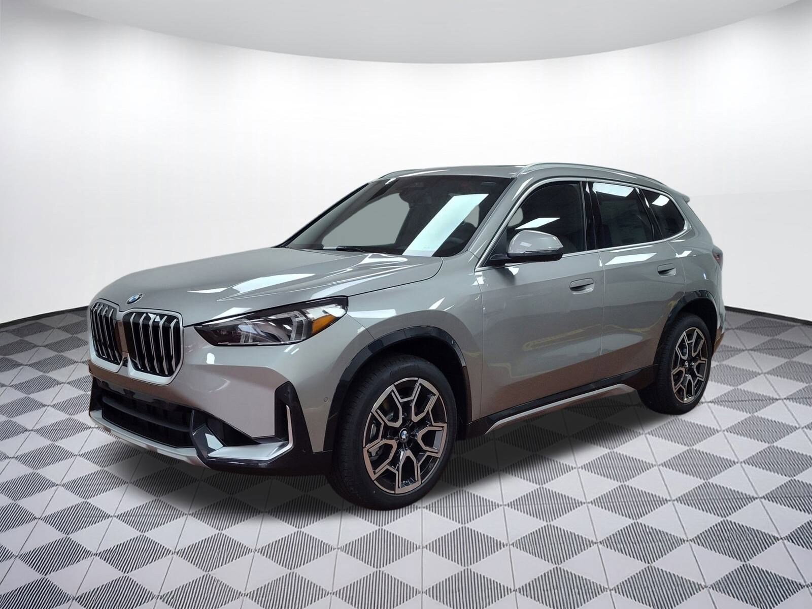 2025 Bmw X1 XDrive28i photo 2
