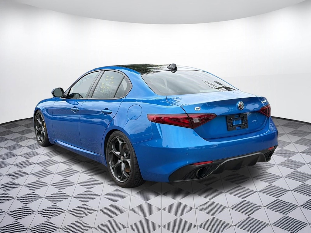 Used 2018 Alfa Romeo Giulia Ti Sedan
