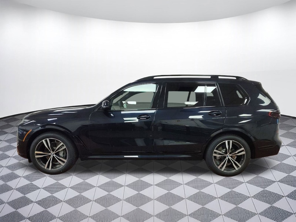 New 2026 BMW X7 xDrive40i SUV