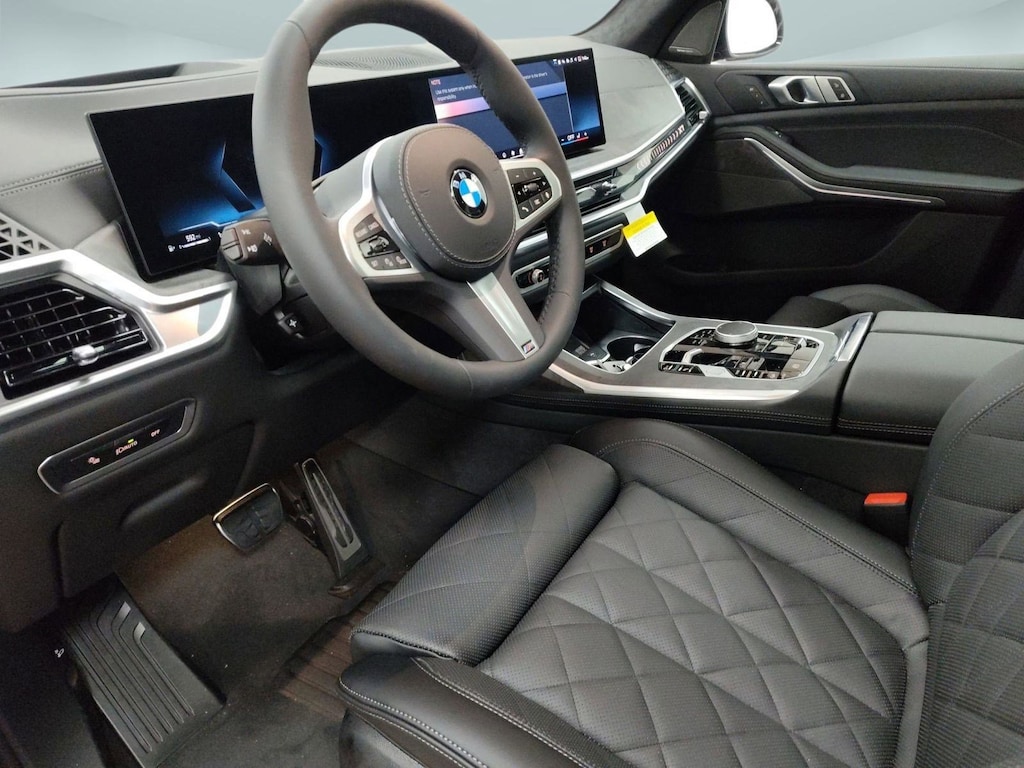 New 2026 BMW X7 xDrive40i SUV