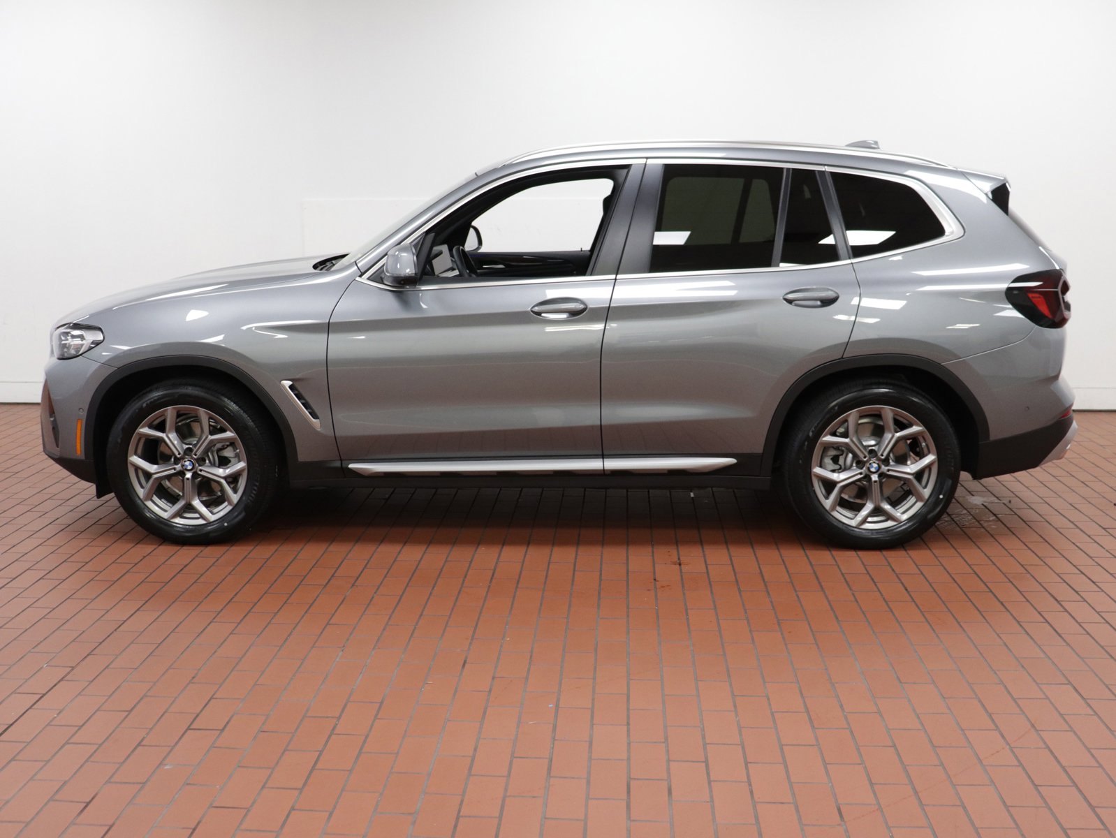 Certified 2024 BMW X3 30i with VIN WBX57DP01RN261266 for sale in Fairfax, VA