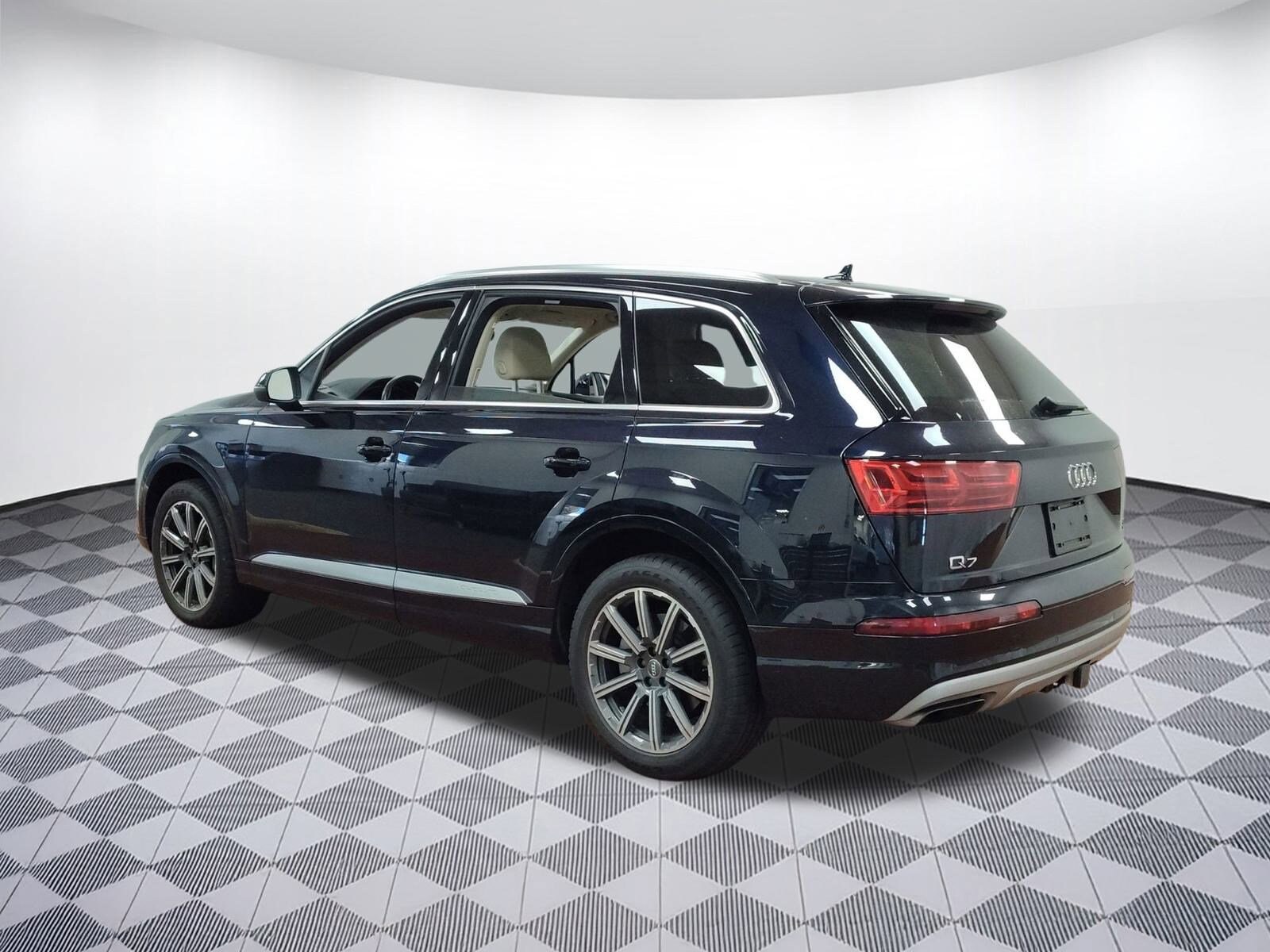 2017 Audi Q7 Prestige photo 3