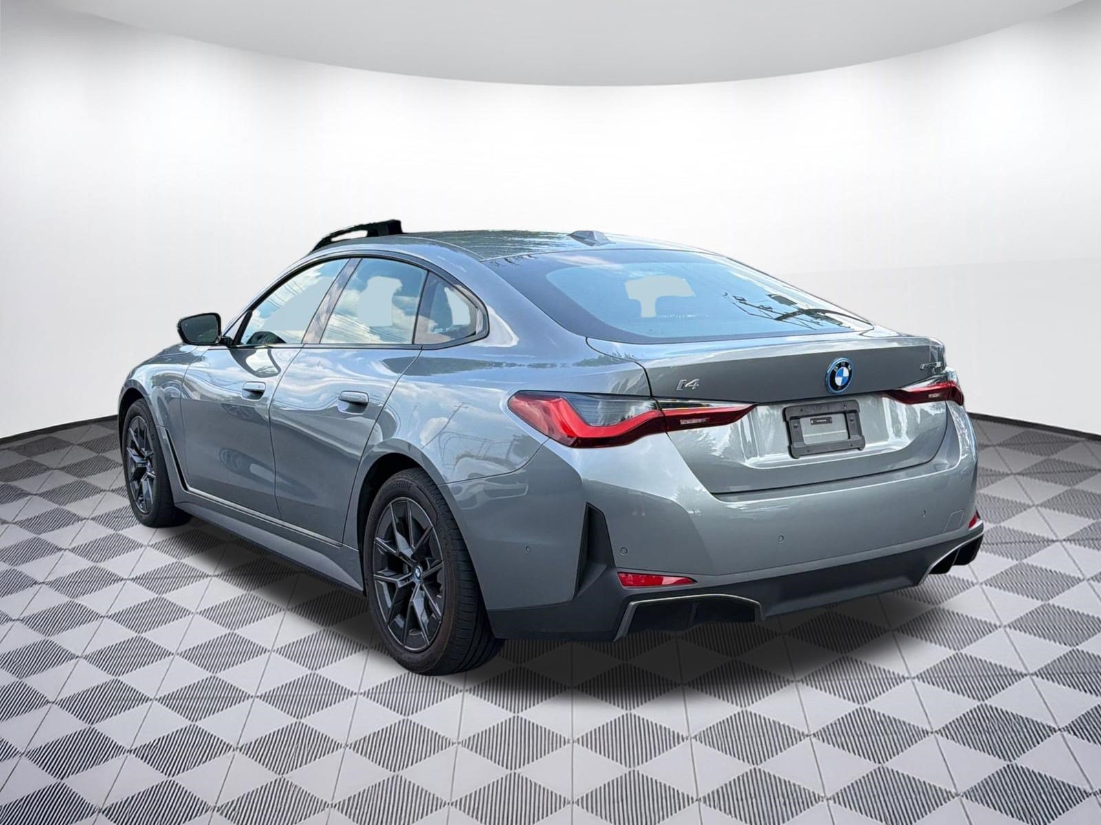 Used 2023 BMW i4 35 with VIN WBY43AW04PFR47487 for sale in Fairfax, VA