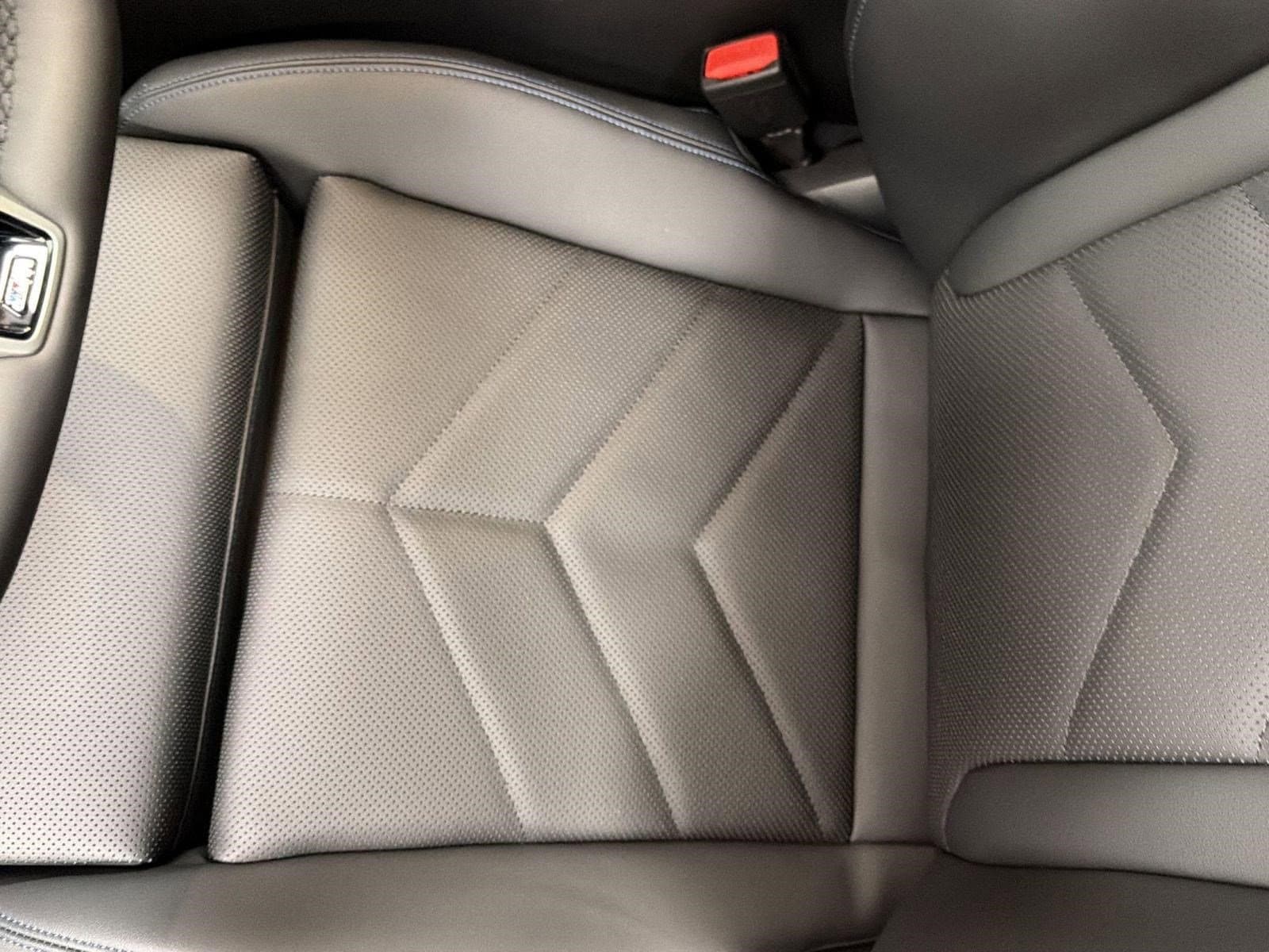 2026 BMW 5 Series 530i - Photo 21