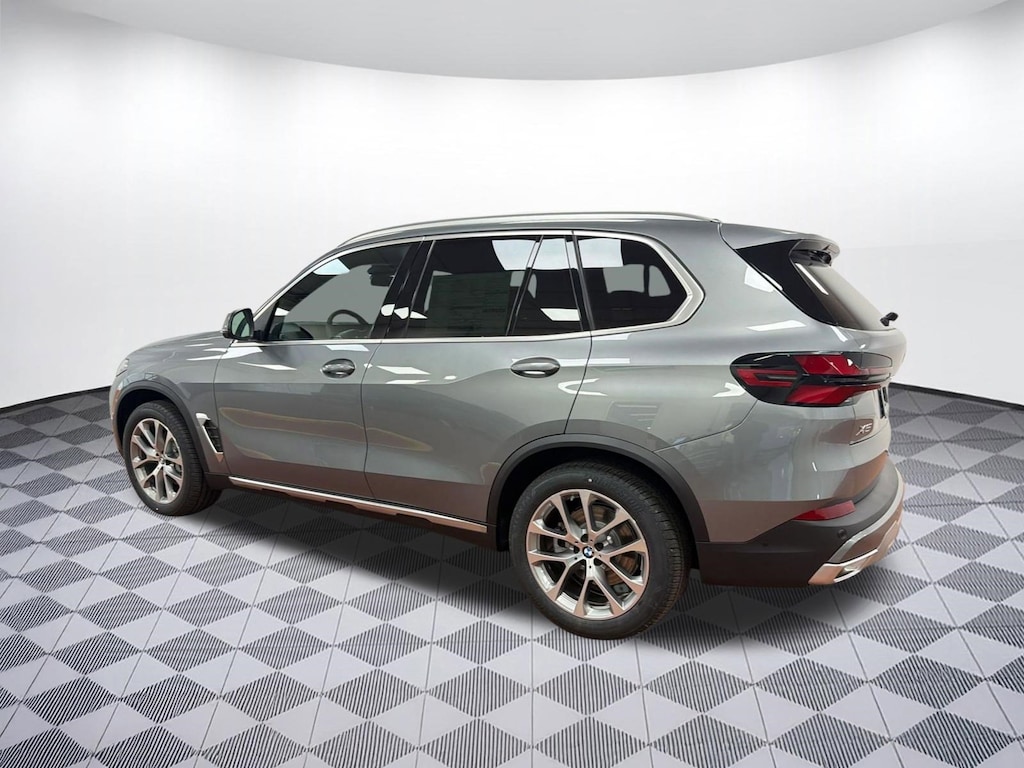 New 2026 BMW X5 xDrive40i SUV