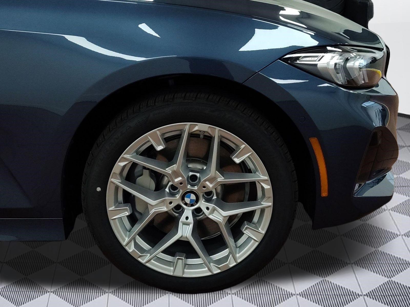2026 BMW 3 Series 330i - Photo 11