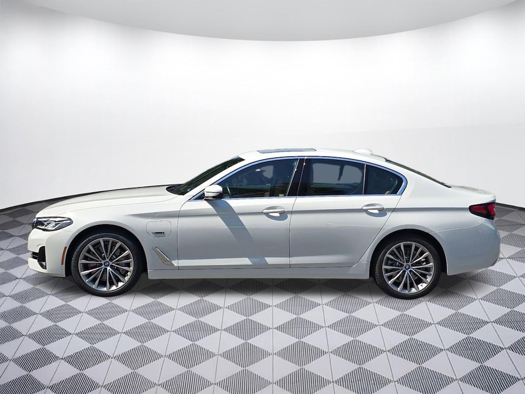 Certified 2023 BMW 530e Sedan