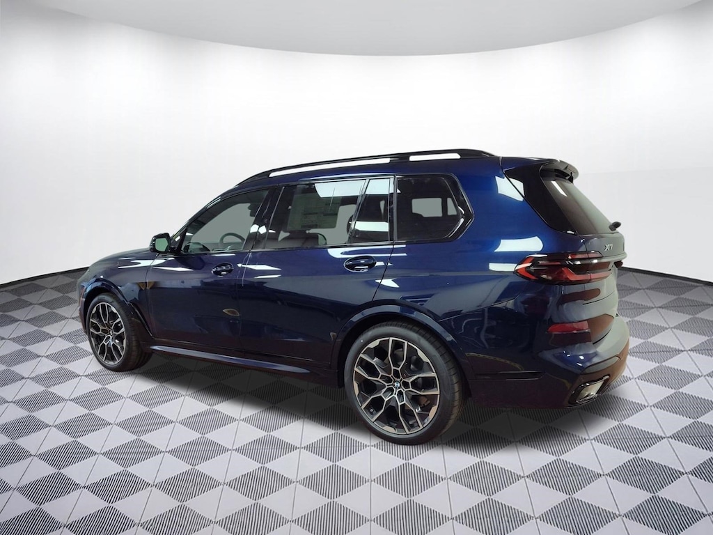 New 2026 BMW X7 xDrive40i SUV
