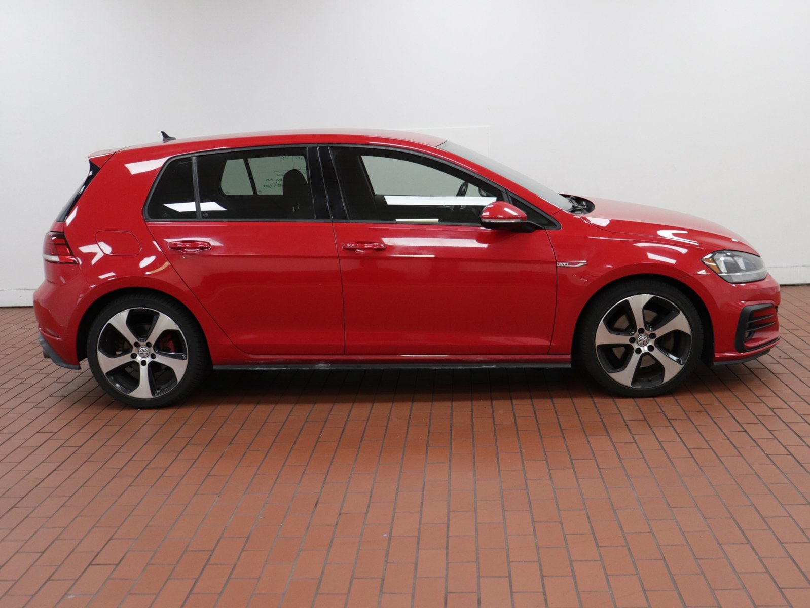 Used 2018 Volkswagen Golf GTI S with VIN 3VW447AU1JM262959 for sale in Fairfax, VA