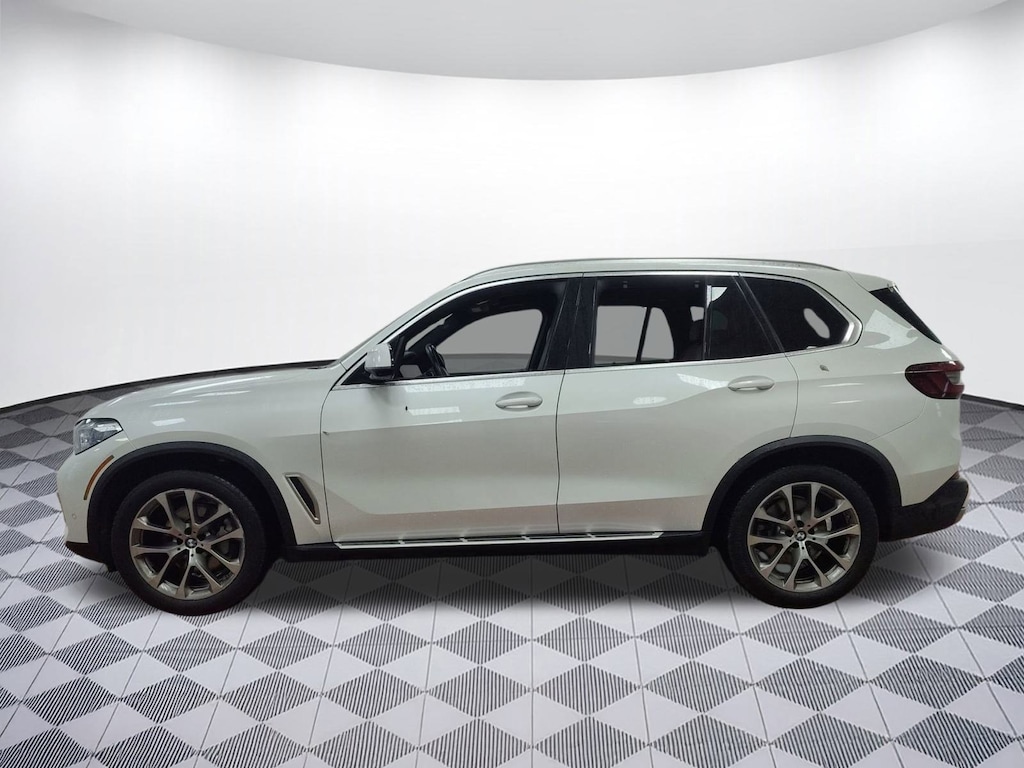 Used 2021 BMW X5 xDrive40i Executive Package SUV