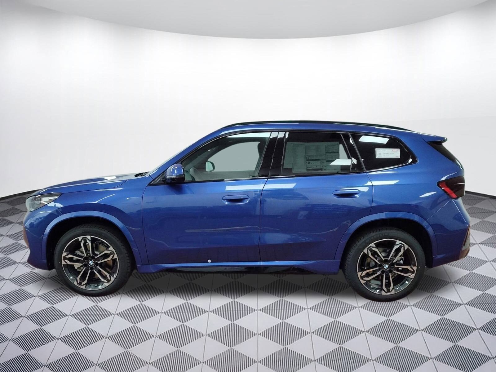 2026 Bmw X1 XDrive28i photo 2
