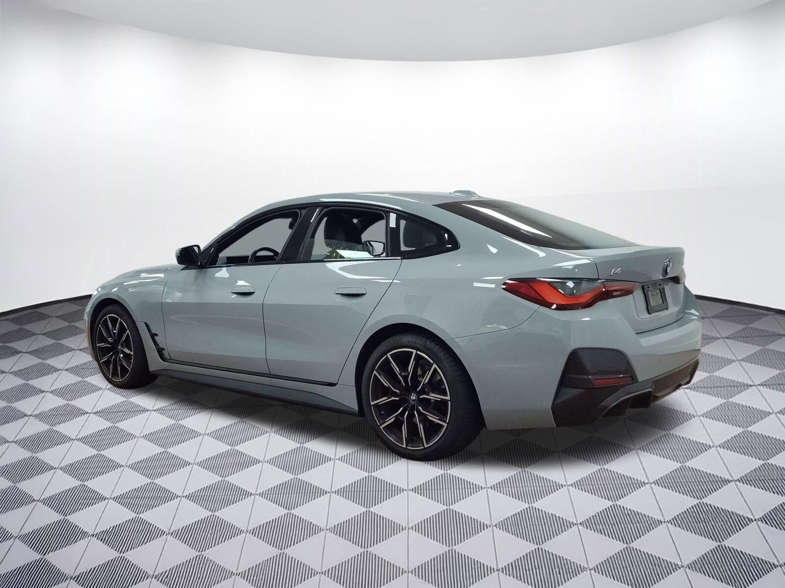 2023 Bmw i4 eDrive40 photo 3