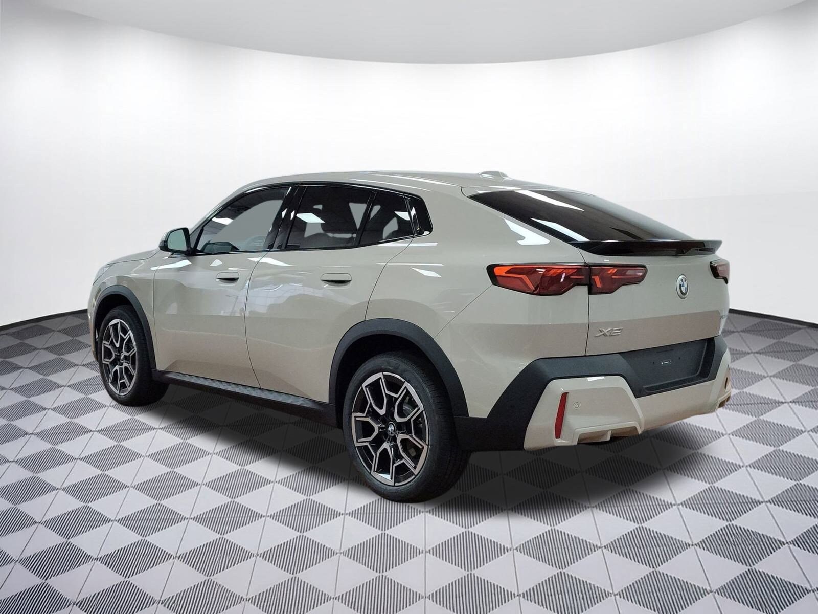 2026 Bmw X2 xDrive28i photo 3