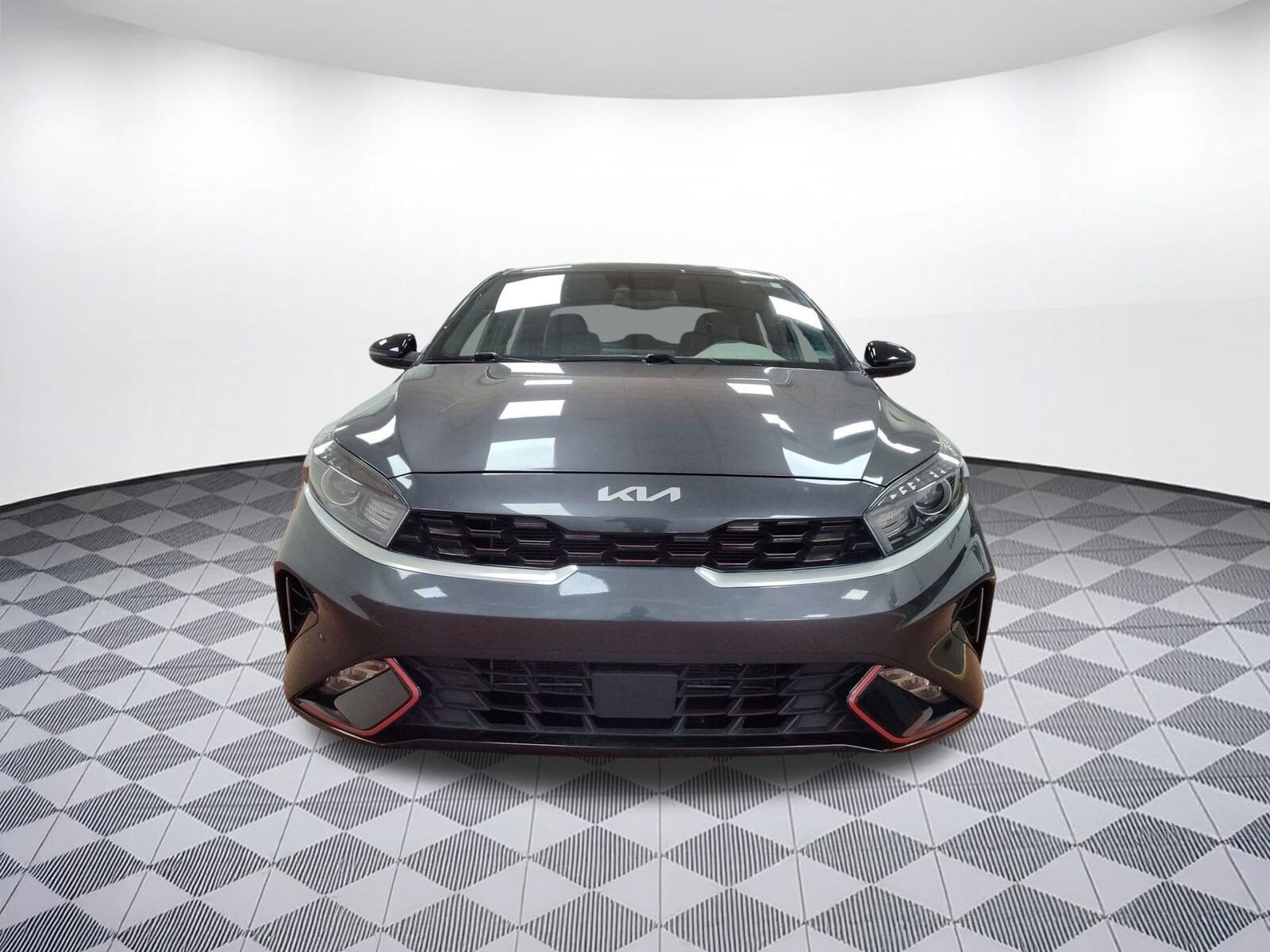 2023 Kia Forte GT-Line photo 4