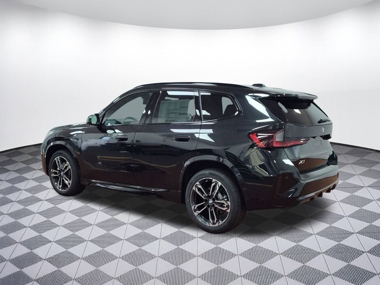 2026 Bmw X1 XDrive28i photo 3