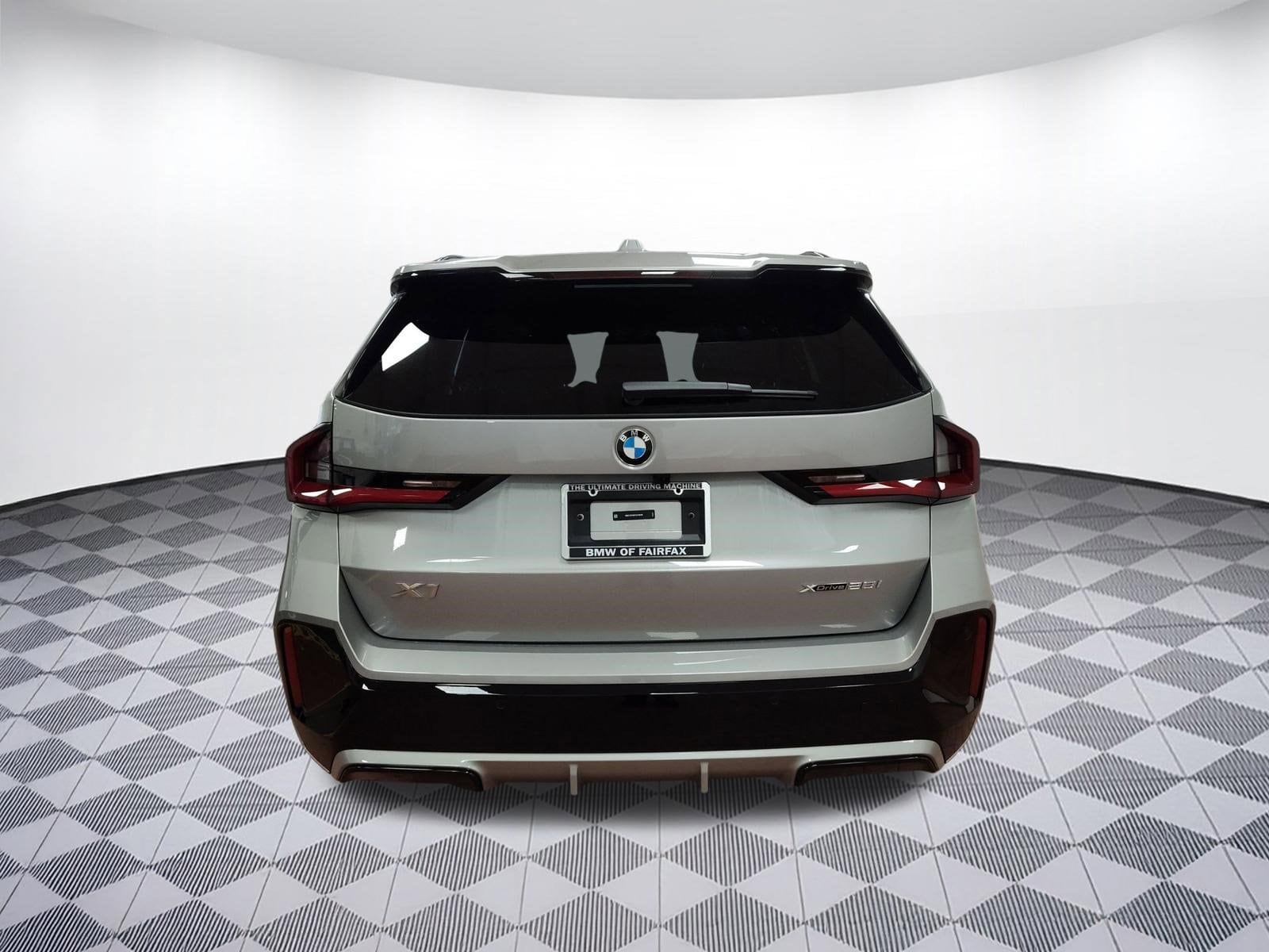 2026 BMW X1 28i - Photo 9