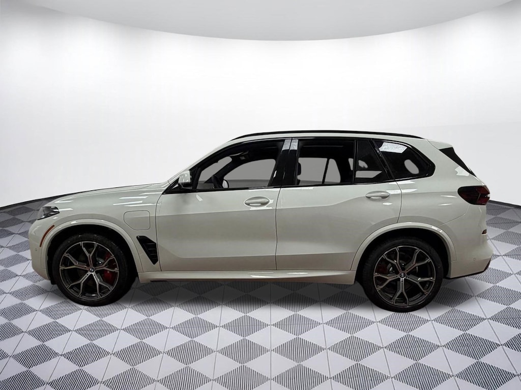 New 2026 BMW X5 PHEV xDrive50e SUV