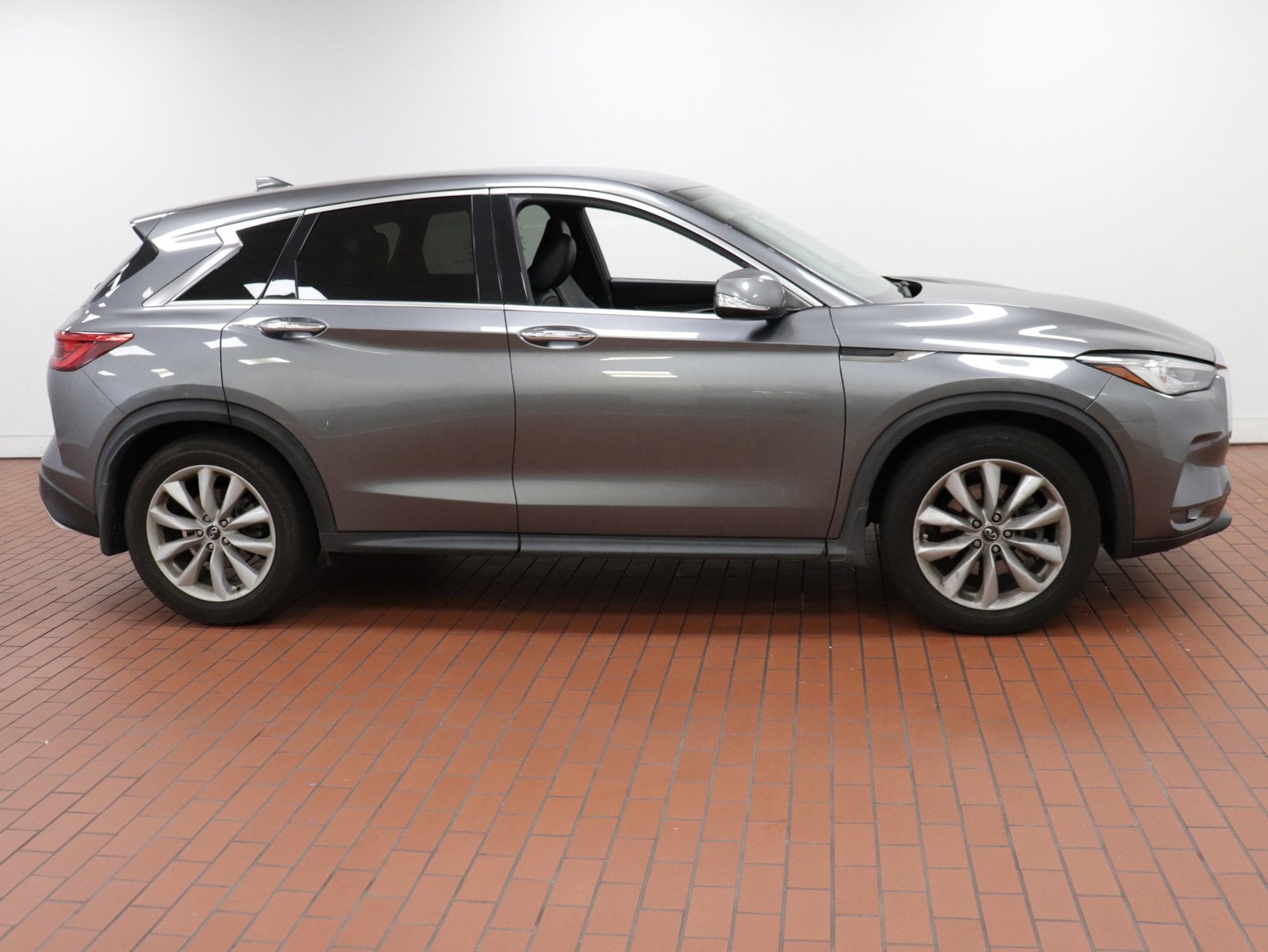 Used 2019 INFINITI QX50 Essential with VIN 3PCAJ5M10KF124274 for sale in Fairfax, VA