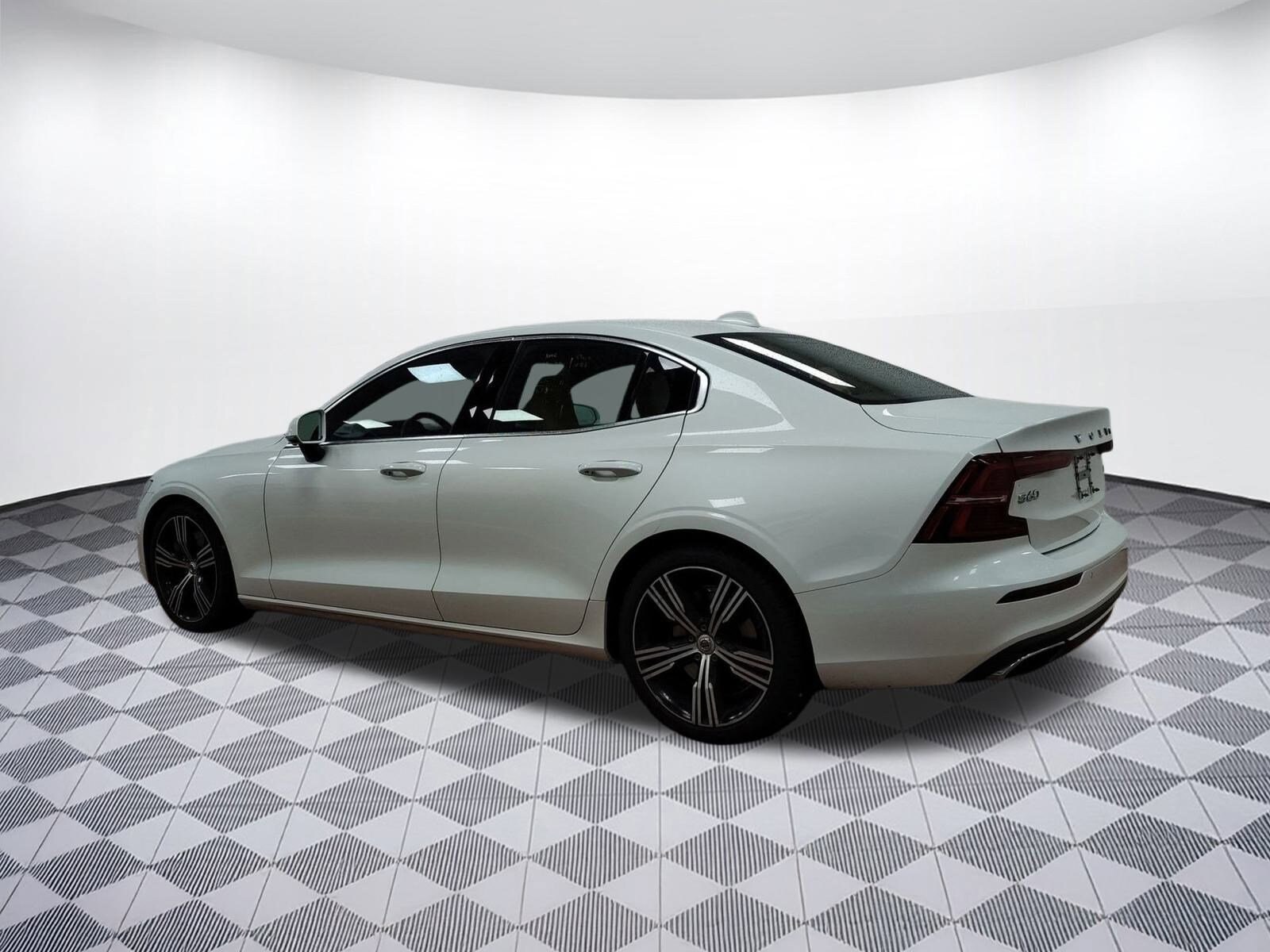 2019 Volvo S60 Inscription photo 3