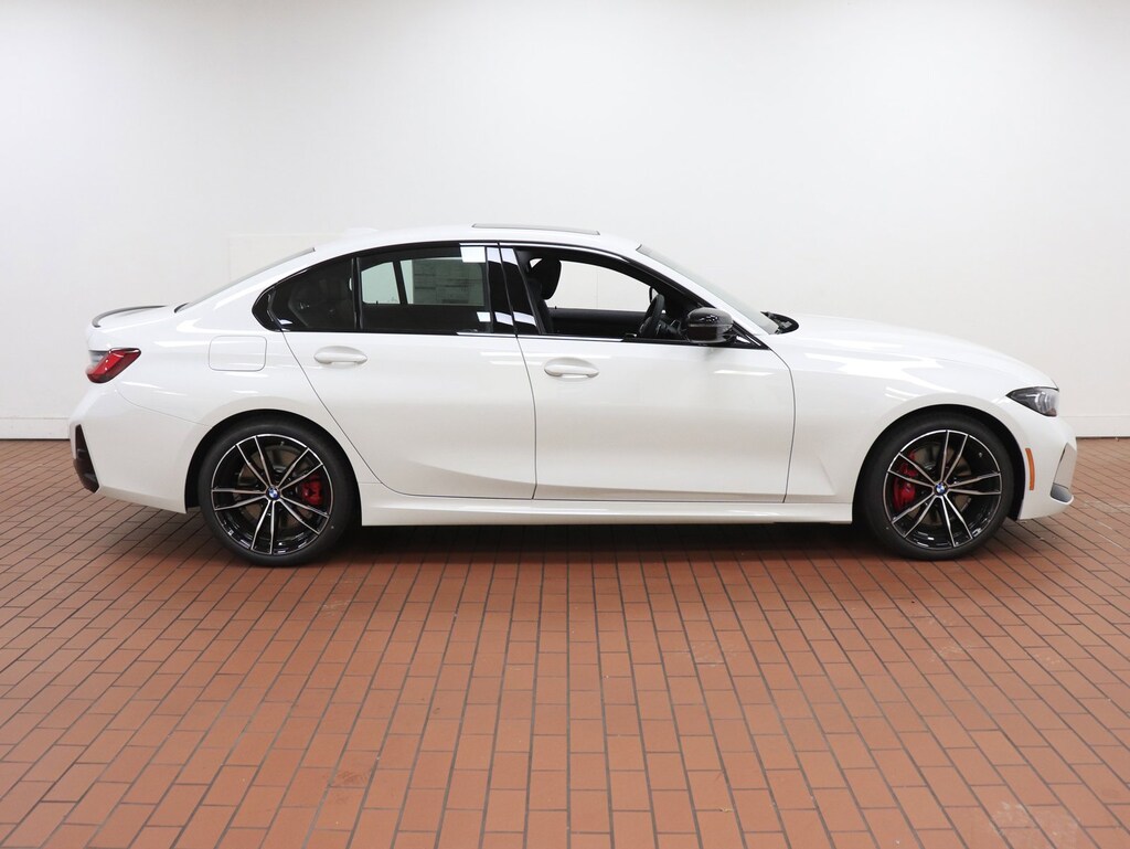 New 2024 BMW 330i xDrive For Sale in Fairfax VA VIN 3MW89FF01R8E03780