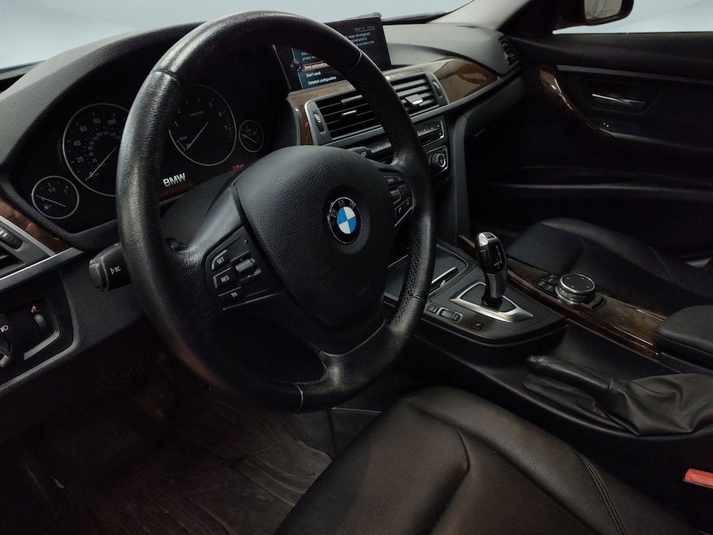 Used 2017 BMW 320i xDrive Sedan
