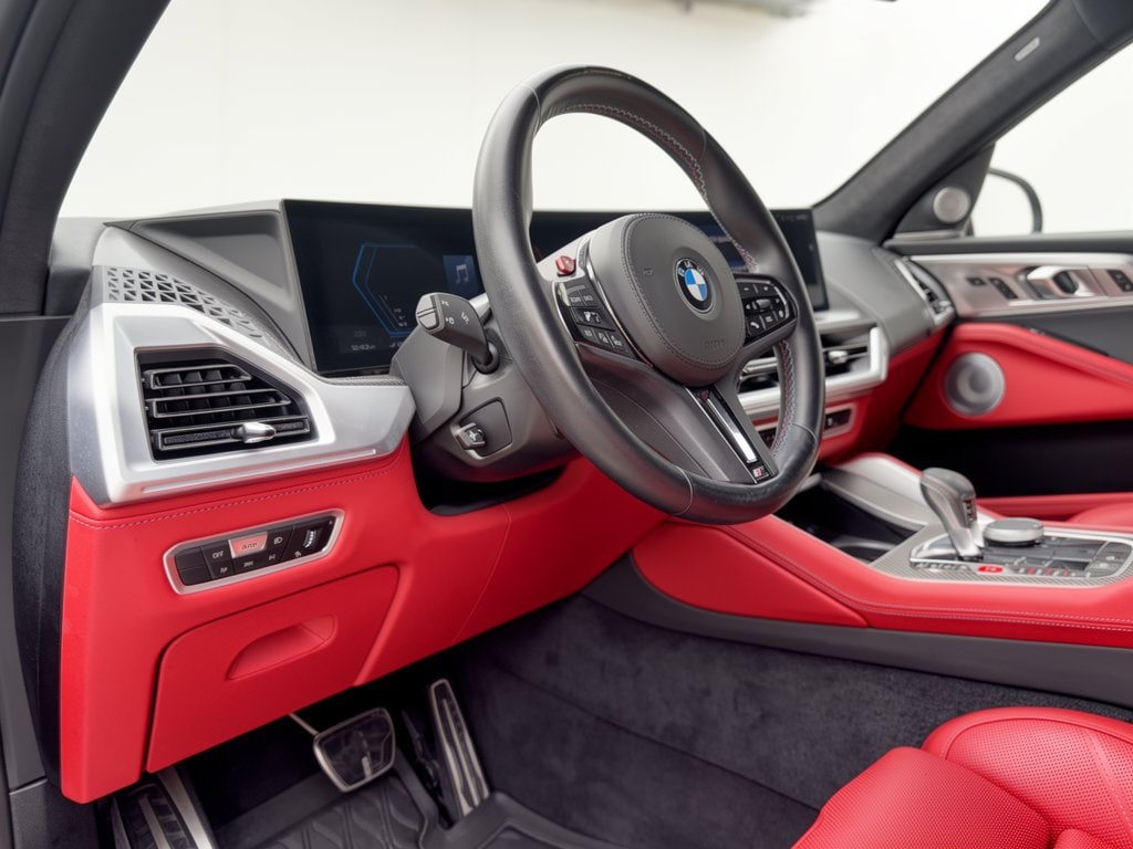 XM SUV