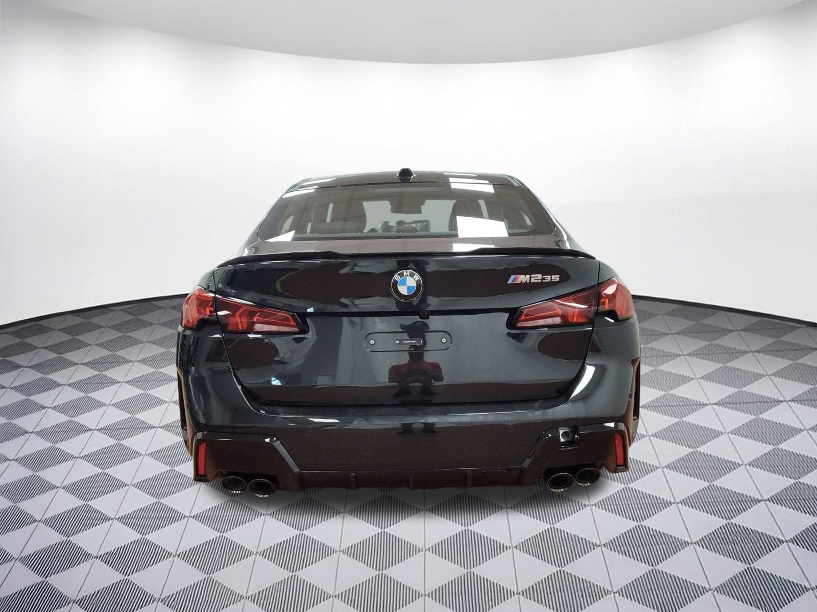 2026 BMW 2 Series M235 - Photo 9