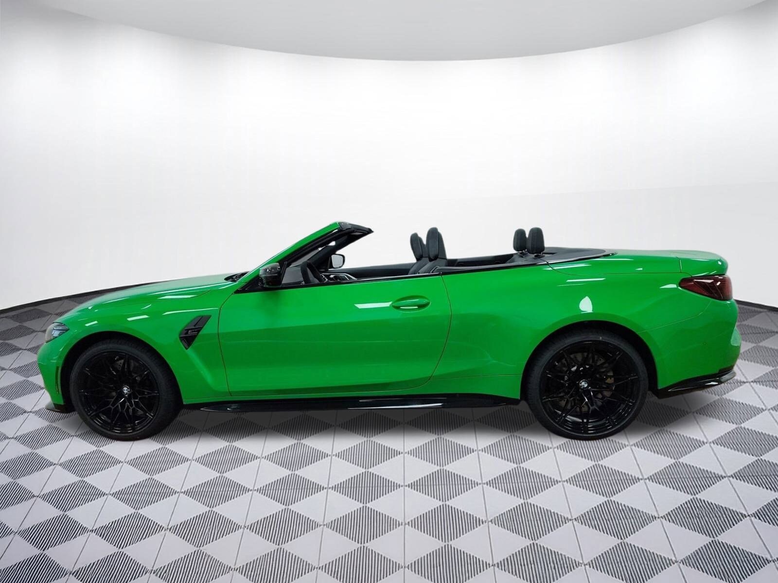 2026 Bmw M4 Competition xDrive Convertible photo 2